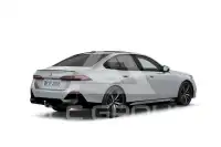 2026 BMW 530