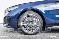 2026 BMW 550