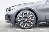 2026 BMW 550