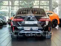 2026 BMW 550