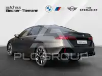 2026 BMW 550