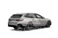 2026 BMW 550