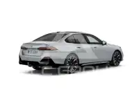 2026 BMW 550