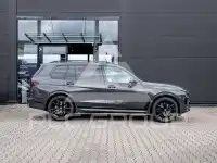 2026 BMW X7