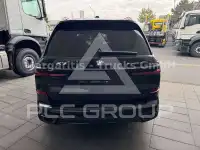 2026 BMW X7