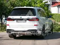 2026 BMW X7