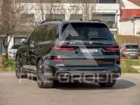 2026 BMW X7