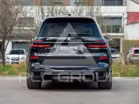 2026 BMW X7