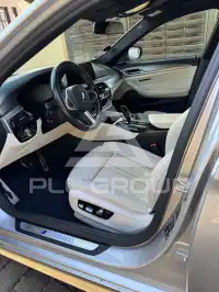 2020 BMW 550M