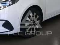 2026 Mercedes Benz V 220