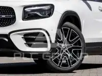 2026 Mercedes Benz GLB 220