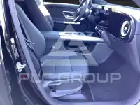 2026 Mercedes Benz GLB 220