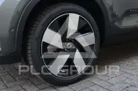 2026 Volvo EX 40