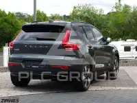 2026 Volvo EX 40