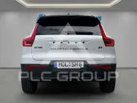 2026 Volvo XC40
