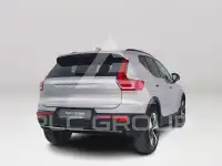 2026 Volvo XC40