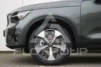 2026 Volvo XC40