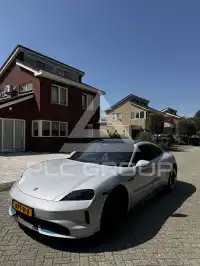 2026 Porsche Taycan