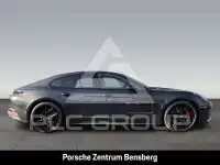 2026 Porsche Panamera