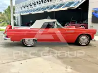 1956 Ford Thunderbird