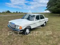 1982 Mercedes Benz 200