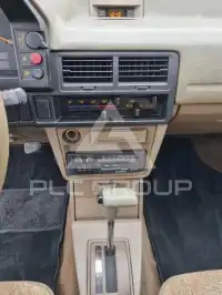 1988 Mazda 323