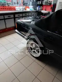 1989 BMW 330