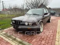 1990 BMW 330
