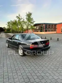 1991 BMW M5