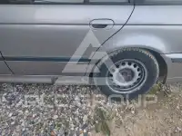 1998 BMW 523