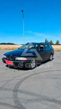 1999 BMW 523