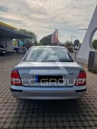 1999 Mazda 323