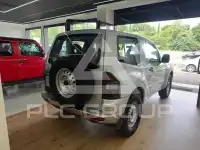 2000 Mitsubishi PAJARO