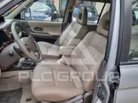 2000 Mitsubishi PAJARO