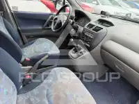 2000 Mitsubishi Unknown