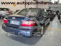 2000 Nissan MAXIMA