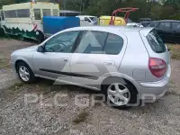 2000 Nissan ALMERA