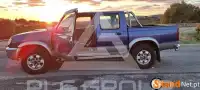 2000 Nissan Navara