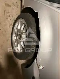 2000 BMW 218