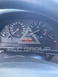 2000 BMW 523