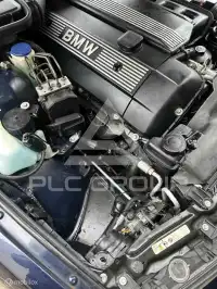 2000 BMW 523