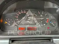2000 BMW 523