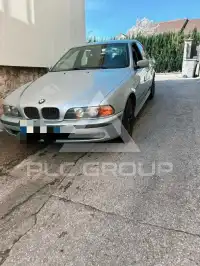2000 BMW 523