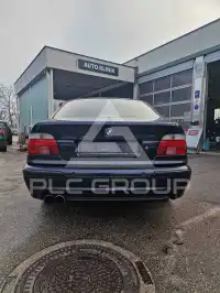 2000 BMW 523