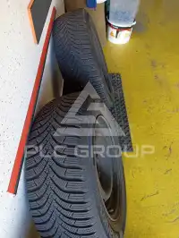 2000 BMW 523