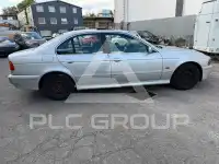 2000 BMW 523
