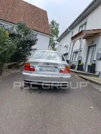 2000 BMW 330