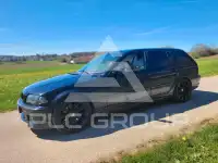 2000 BMW 330
