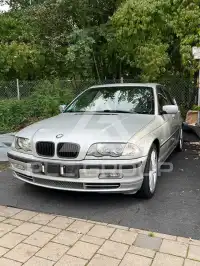 2000 BMW 330