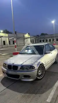2000 BMW 330